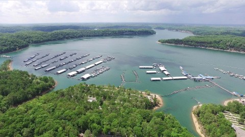 Kentucky's Conley Bottom Resort Is A Beautiful Lakefront Destination For The Whole Family