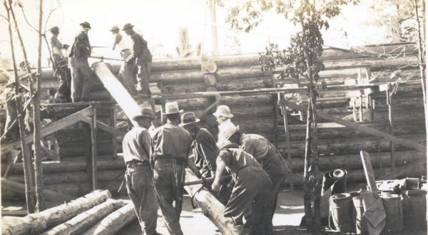 9 Rare Photos Taken During Construction Of Arkansas’ State Parks That Will Simply Astound You