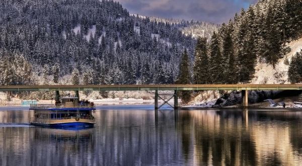 All Aboard The Love On The Lake Dinner Cruise, A Romantic Adults-Only Valentine’s Day Event In Idaho