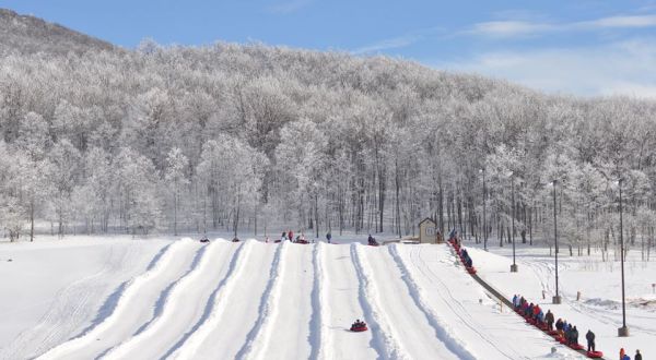 5 Winter Attractions For The Family In West Virginia That Don’t Involve Long Lines At The Mall