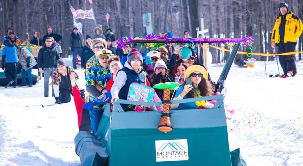 Build Your Own Sled For Pennsylvania’s Cardboard Box Derby This Winter