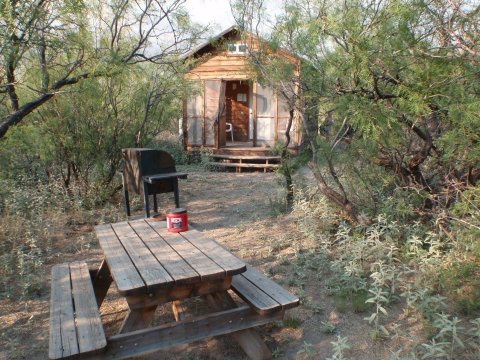 You'll Find A Luxury Glampground At Faywood Hot Springs In New Mexico, It's Ideal For Winter Snuggles And Relaxation
