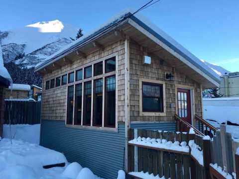 The Most Architecturally Stunning Coffee House In Alaska Now Has A Cottage You Can Rent