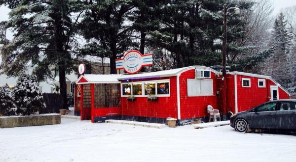 You’ll Find All Sorts Of Classic Eats At Brunswick Diner, A Retro Diner In Maine