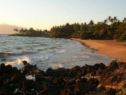 The Little-Known Po'olenalena Beach Is One Of Our Favorite Hawaii Hangouts