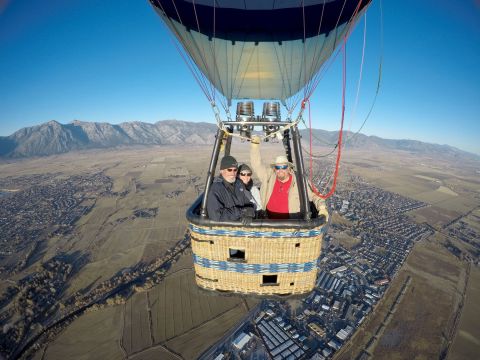 The Views Are Unparalled On This Winter Hot Air Balloon Ride From Nevada Balloons