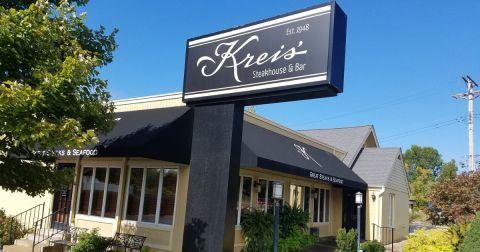 The Massive Prime Rib At Kreis’ Steakhouse In Missouri Belongs On Your Dining Bucket List