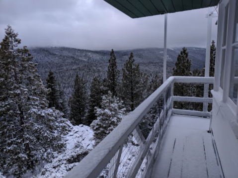 Have A Cozy Overnight Stay At A Fire Lookout Tower With 360-Degree Views In The Northern California Mountains