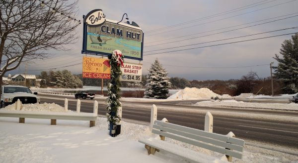 The World’s Best Fried Clams Can Be Found At Bob’s Clam Hut Right Here In Maine