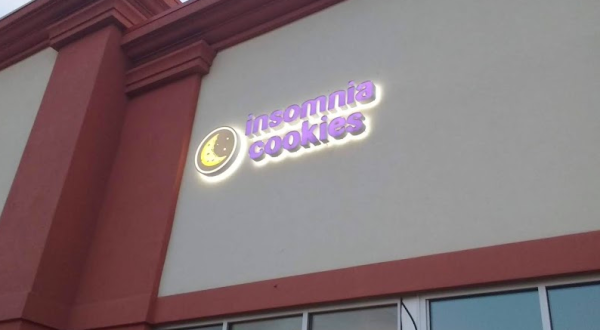 Insomnia Cookies In Utah Will Deliver Cookies Right To Your Door Until 3AM