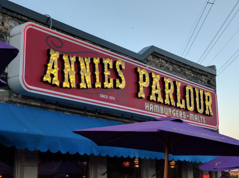 Step Inside Annie's Parlour, A Charming Minnesota Malt Shop That Also Specializes In Amazing Burgers