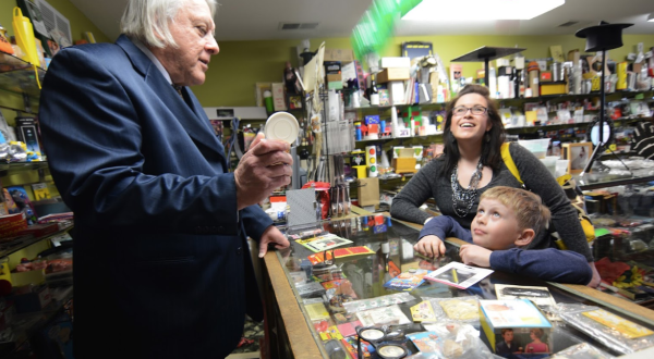 The Oldest Magic Shop In The U.S. Is Right Here In Minnesota, And It’s Full Of Enchanting Fun