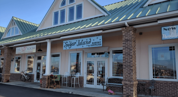Visit Sugar Island, A 2-Story Bookstore In North Carolina That Also Sells Baked Goods, Fresh Eggs, Pottery, And More