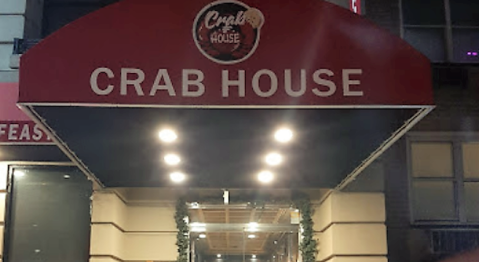 Chow Down At Crab House, An All-You-Can-Eat Seafood Restaurant In New York