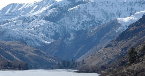 Idaho’s Own Grand Canyon, Hells Canyon, Looks Even More Spectacular In the Winter