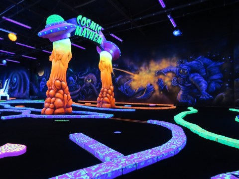 Cosmic Mayhem Is A Blacklight Mini Golf Course In Texas That The Whole Family Will Love