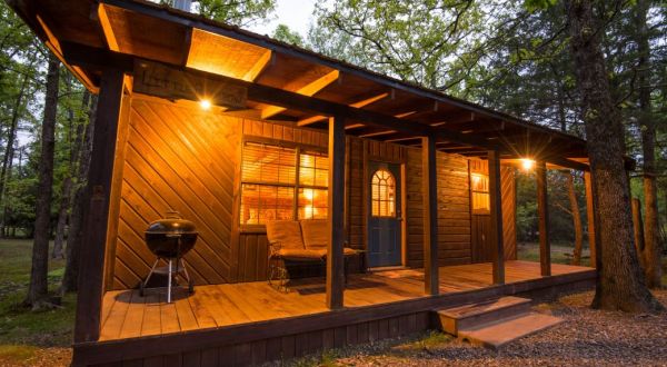 This Tiny One-Room Cabin Nestled In The Woods In Oklahoma Makes For A Simple And Tranquil Escape