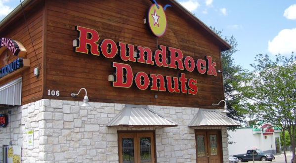 Eat Donuts The Size Of Your Head At Round Rock Donuts In Texas
