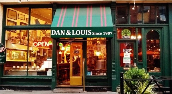 Dan & Louis Oyster Bar Has Been Serving Oysters In Oregon Since 1907