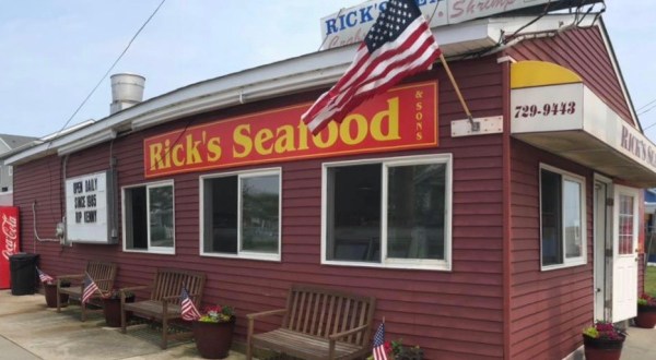 Dine At These 8 Extremely Tiny Restaurants In New Jersey That Are Actually Amazing