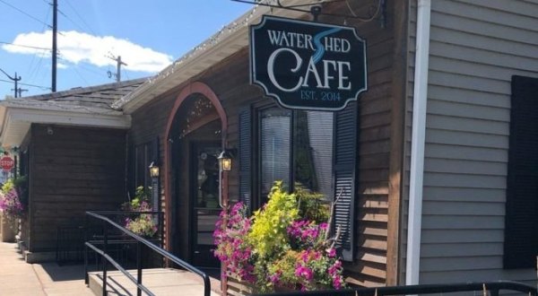 Dine While Overlooking Waterfalls At The Watershed Café In Wisconsin