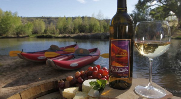 Paddle Your Way Down Arizona’s Verde River To Alcantara Vineyards For An Afternoon Of Wine Tasting
