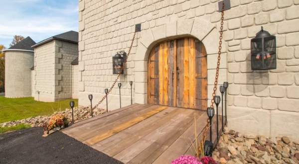You Can Rent An Entire Castle In Pennsylvania, Hilltop Castle, For Much Less Than You’d Expect