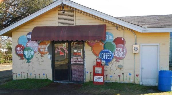 Hot Dog Man Is A Tiny Hole-In-The Wall That Serves Some Of The Best and Biggest Hot Dogs In Mississippi 