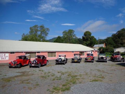 Travel Back In Time When You Visit The Roaring '20s Antique Car Museum In Virginia