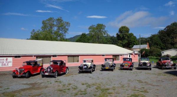 Travel Back In Time When You Visit The Roaring ’20s Antique Car Museum In Virginia