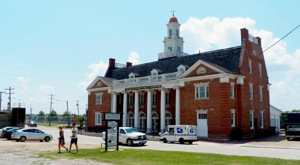 The World’s Largest Collection Of Ship Models Is Right Here In Mississippi At The Old Depot Museum