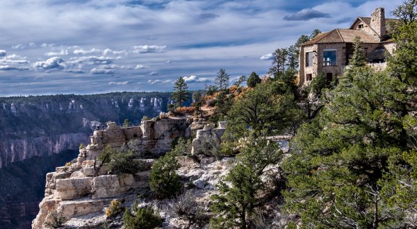 You’ll Have A Front Row View Of The Arizona Grand Canyon At These Cozy Cabins