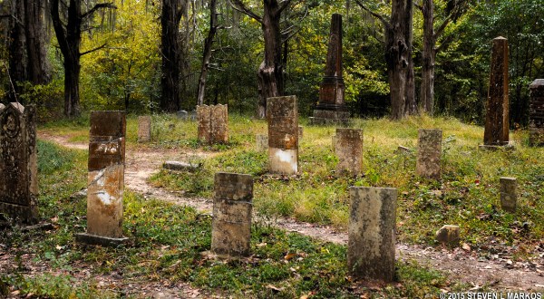 5 Forgotten About Cemeteries Hidden Along The Natchez Trace In Mississippi    