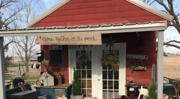 Browse Through Endless Vintage Treasures In The Middle Of Nowhere At Iowa’s Red Barn Market Antiques