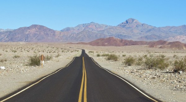 Nevada’s 365-Mile Death Drive Takes You Through Valleys, Mountains, And Everything In Between