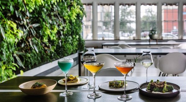 Fish Nor Fowl Is A Lush Restaurant And Bar In Pittsburgh Where You Can Sip Drinks Surrounded By Magical Plants