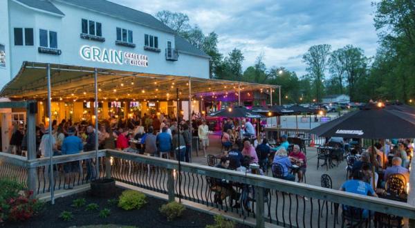 There’s A Delicious Waterfront Restaurant Just Steps From Lums Pond State Park In Delaware