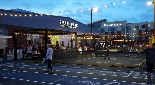 You’ll Have The Time Of Your Life at Smash Park, Iowa’s All-In-One Pickleball Court, Bar, And Restaurant