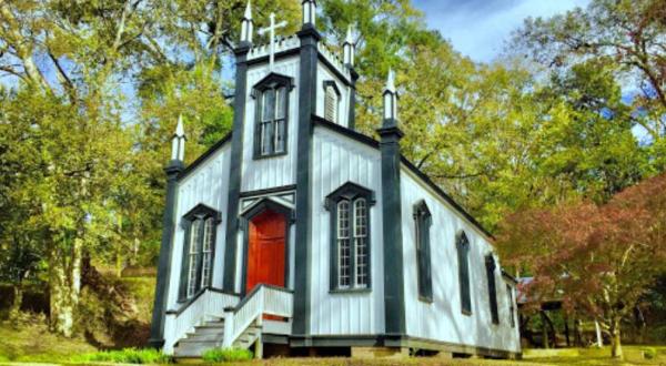 One Of The Mississippi’s Most Charming Chapels Can Be Found At Grand Gulf Military State Park       