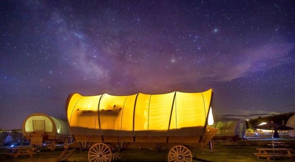 Stay The Night In A Old-Fashioned Covered Wagon At Conestoga Ranch In Utah
