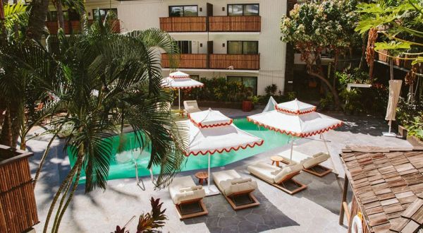 Visit The Newly Refurbished White Sands Hotel In Hawaii For A Retro Beach Getaway