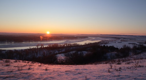 Watch The Sunrise Over The Missouri River In North Dakota On This Leap Day Hike