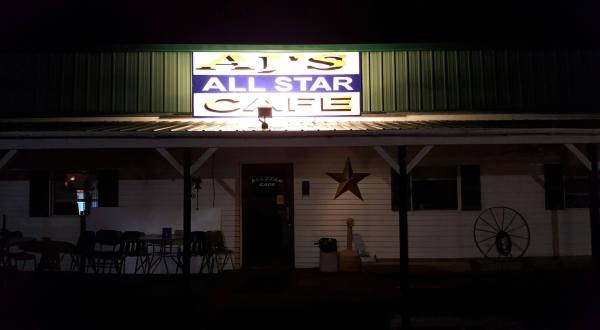 You Can’t Beat A Classic Diner Breakfast At AJ’s All Star Cafe, A Small Town Diner In Tennessee