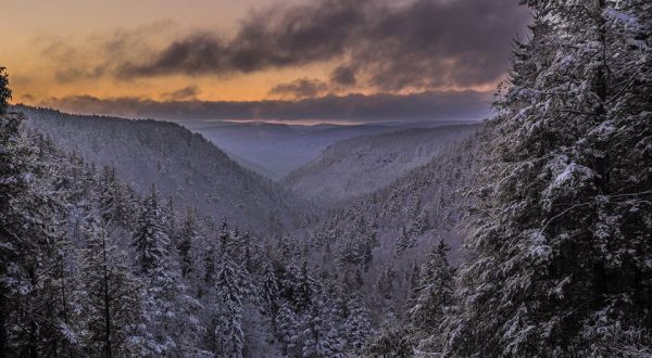 The 10 Coziest Towns In West Virginia To Snuggle Up In This Season