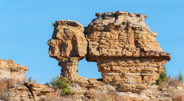 The Rock Formations In Oklahoma’s Black Mesa Look Like Something From Another Planet