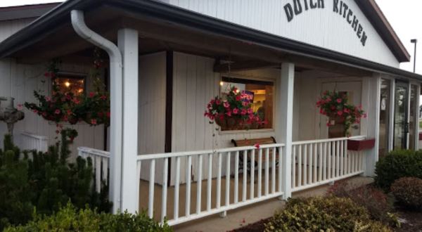 Dutch Kitchen Bake Shop & Deli In Indiana Will Transport You To Another Era
