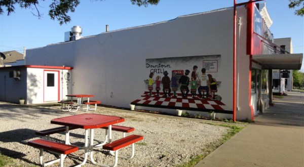 Small Town Fredonia Kansas Is Home To Downtown Grill, A Tiny Restaurant With Big Heart
