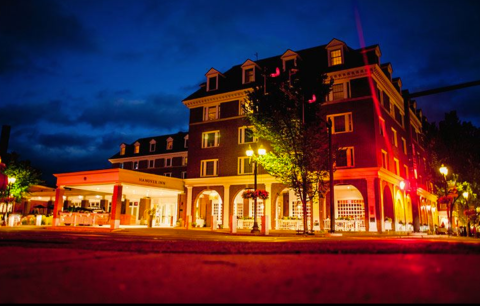 One Of The Oldest Hotels In New Hampshire Is Also One Of The Most Haunted Places You’ll Ever Sleep