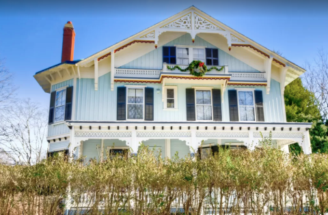 You Can Rent An Entire Mansion In Rhode Island, Woodbine Cottage, For Less Than $1500 A Night