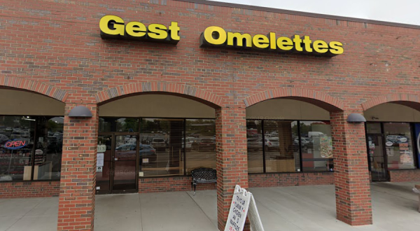You’ll Find Egg-ceptional Breakfast Food When You Dine At Gest Omelettes In Michigan